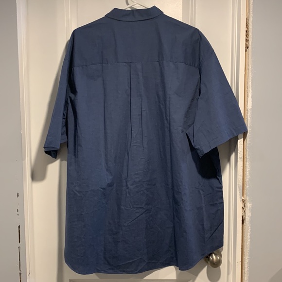 NWOT- Van Hausen, Flex Button Down, Dress Shirt. - Picture 5 of 7